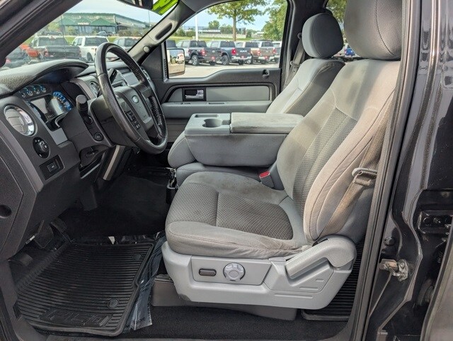 2014 Ford F-150 XLT photo 2