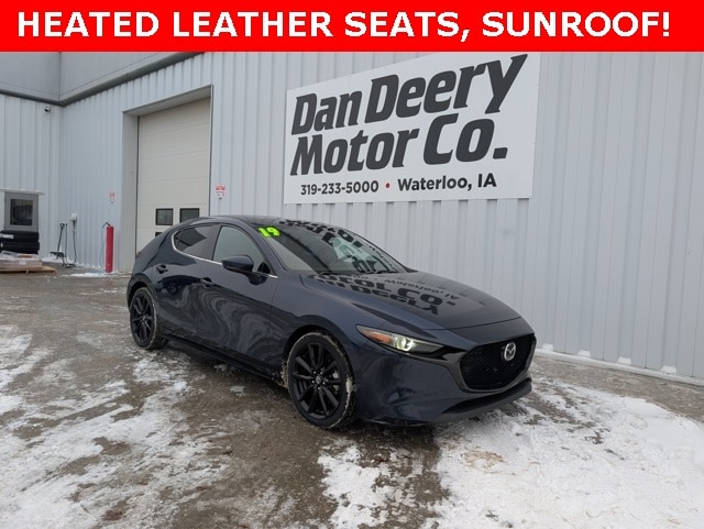 2019 Mazda Mazda3 Premium's photo