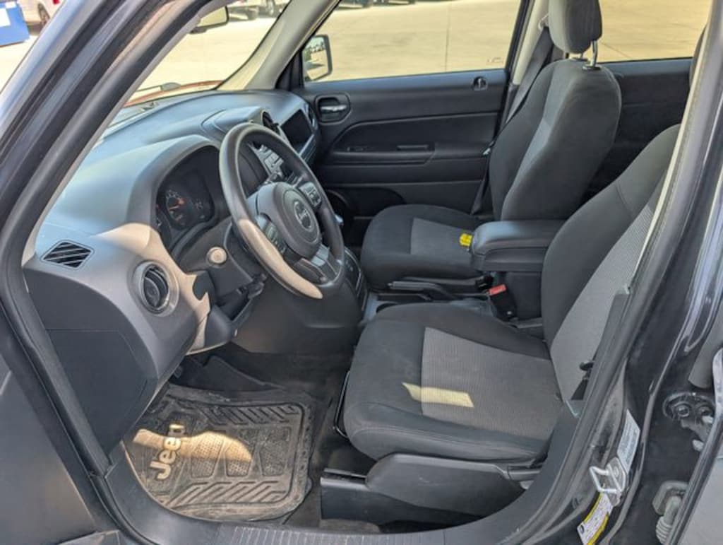 Used 2016 Jeep Patriot Sport SUV