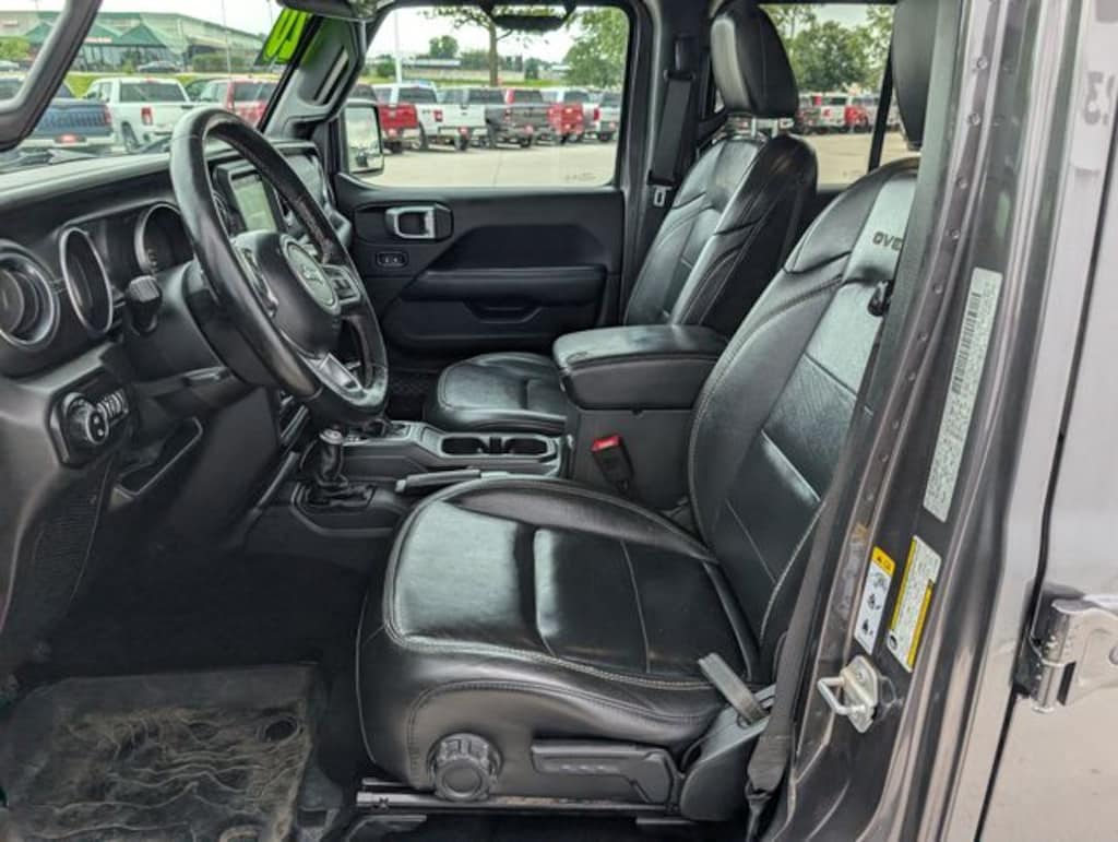 Used 2020 Jeep Gladiator Overland Truck