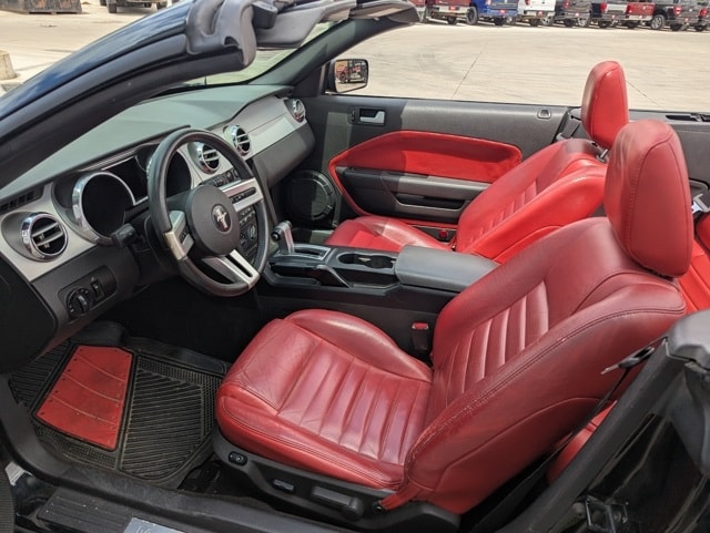 Used 2005 Ford Mustang GT Premium with VIN 1ZVFT85H855203403 for sale in Waterloo, IA