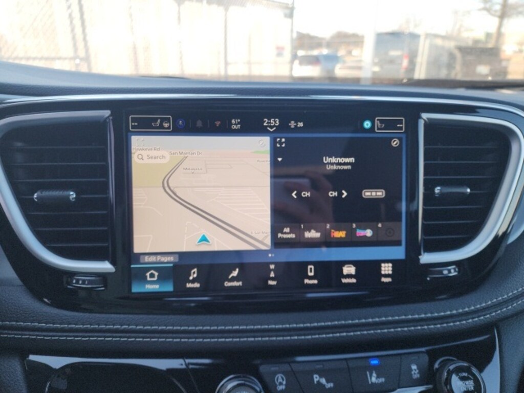 New 2026 Chrysler Pacifica Limited Passenger Van