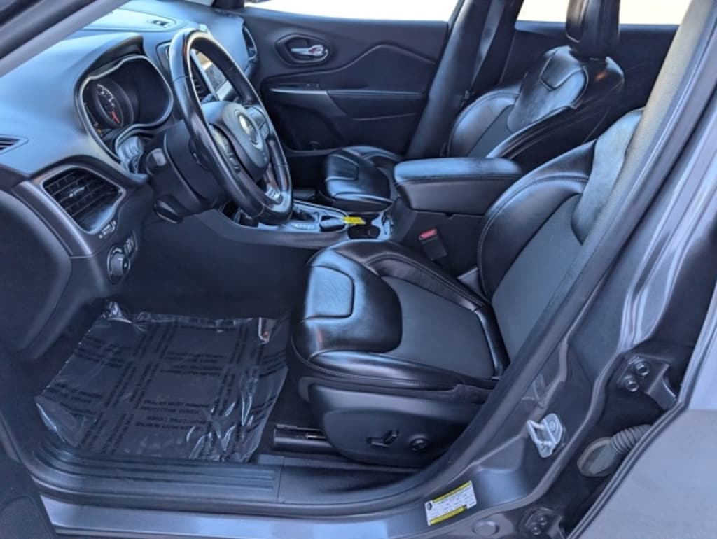 Used 2019 Jeep Cherokee Latitude Plus SUV