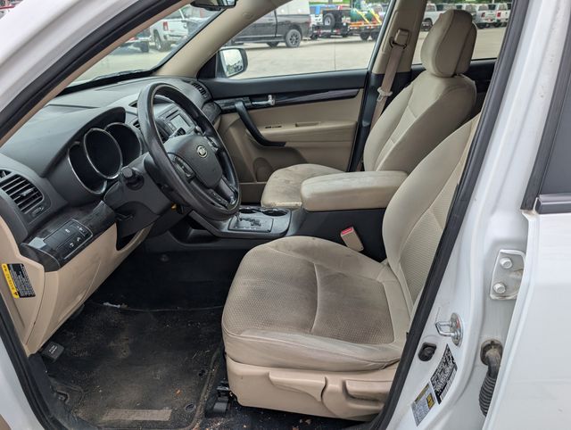 Used 2013 Kia Sorento LX with VIN 5XYKT4A67DG397846 for sale in Waterloo, IA