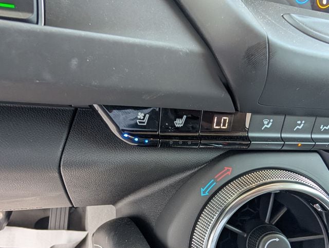 2023 Chevrolet Camaro 4