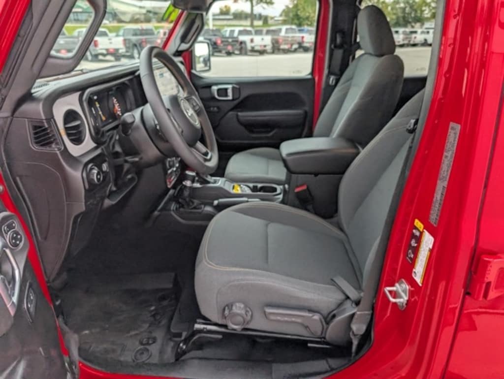 Used 2024 Jeep Wrangler Willys SUV