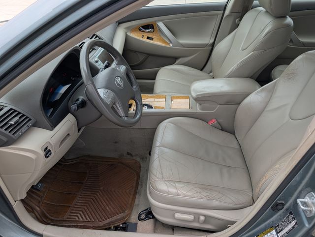 Used 2007 Toyota Camry XLE with VIN 4T1BK46K67U547615 for sale in Waterloo, IA