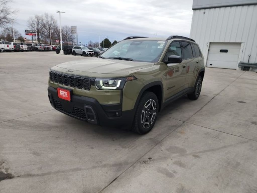 New 2026 Jeep Cherokee Laredo Sport Utility