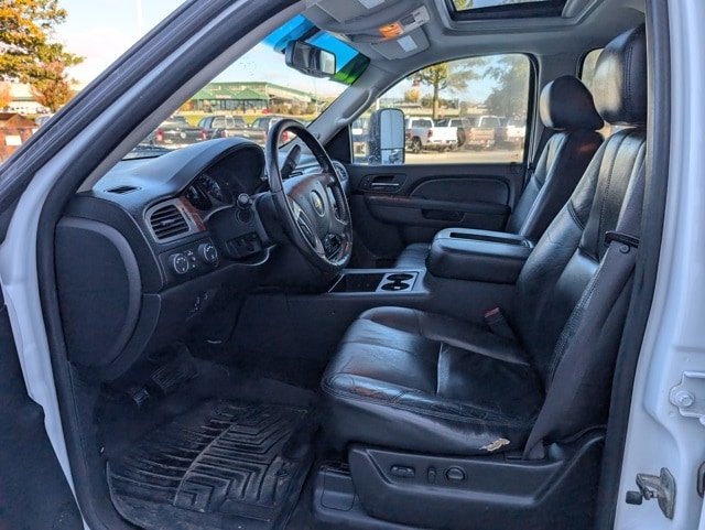 Used 2012 Chevrolet Suburban LT with VIN 1GNWKMEG6CR194476 for sale in Waterloo, IA