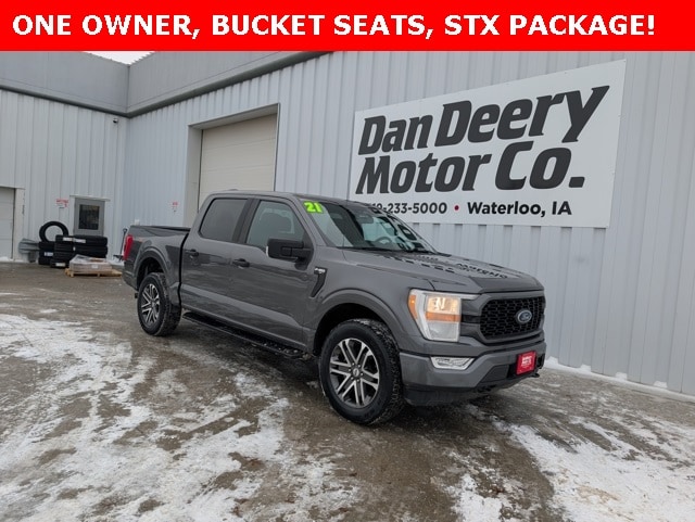 2021 Ford F-150 XL's photo