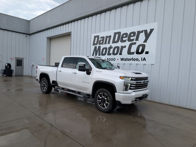 2023 Chevrolet Silverado HD High Country 4WD Crew Cab Standard Box's photo