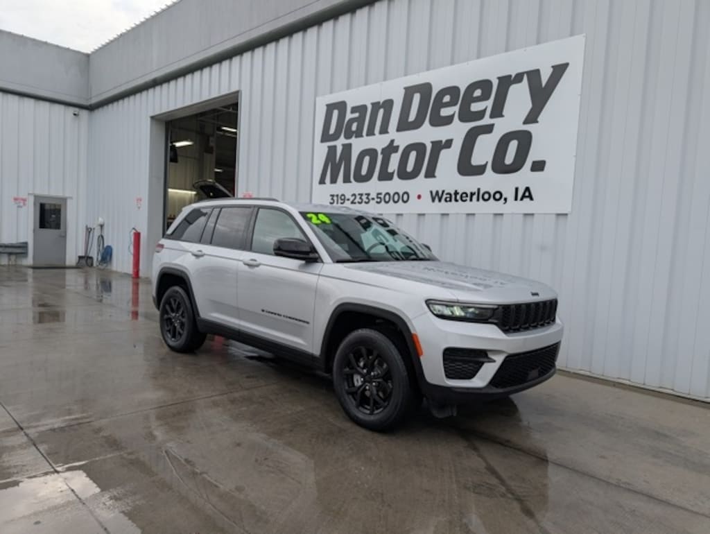 Used 2024 Jeep Grand Cherokee Altitude X SUV