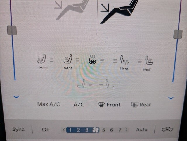 2025 Ram 1500 Laramie photo 4