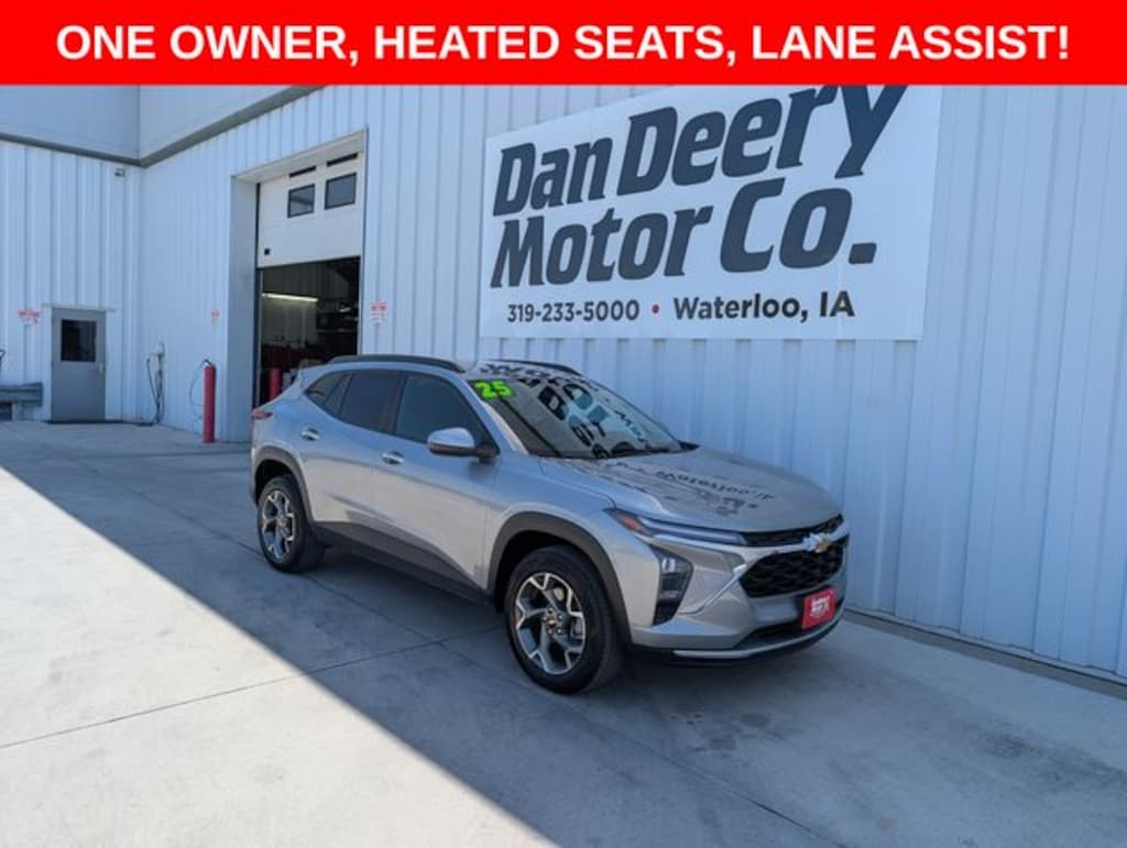 Used 2025 Chevrolet Trax LT SUV