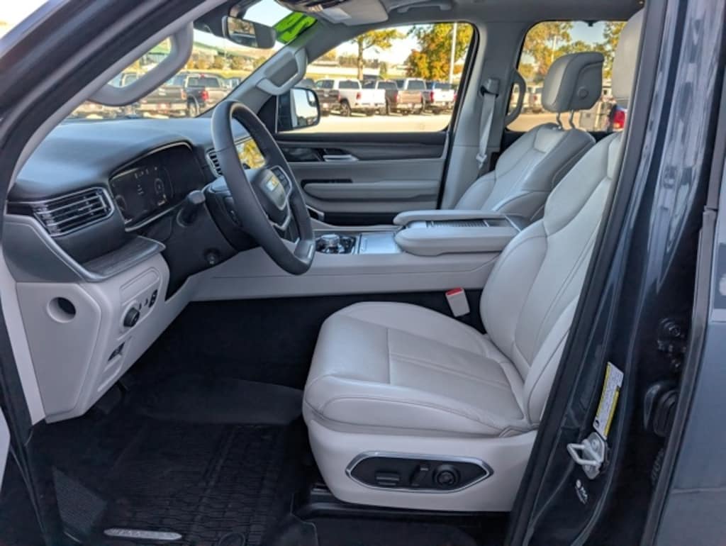 Used 2024 Jeep Wagoneer L Series III SUV