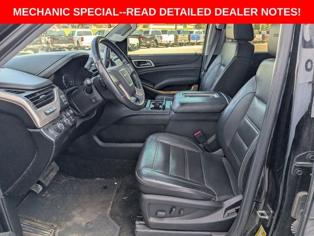 Used 2017 GMC Yukon XL Denali with VIN 1GKS2HKJ0HR249076 for sale in Waterloo, IA