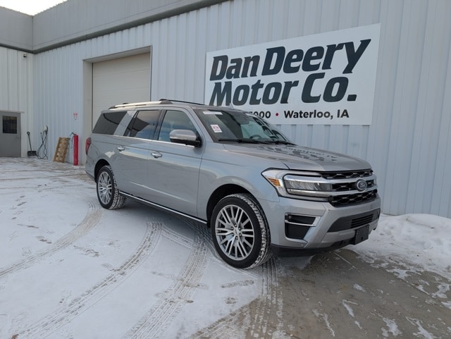 2024 Ford Expedition Limited's photo