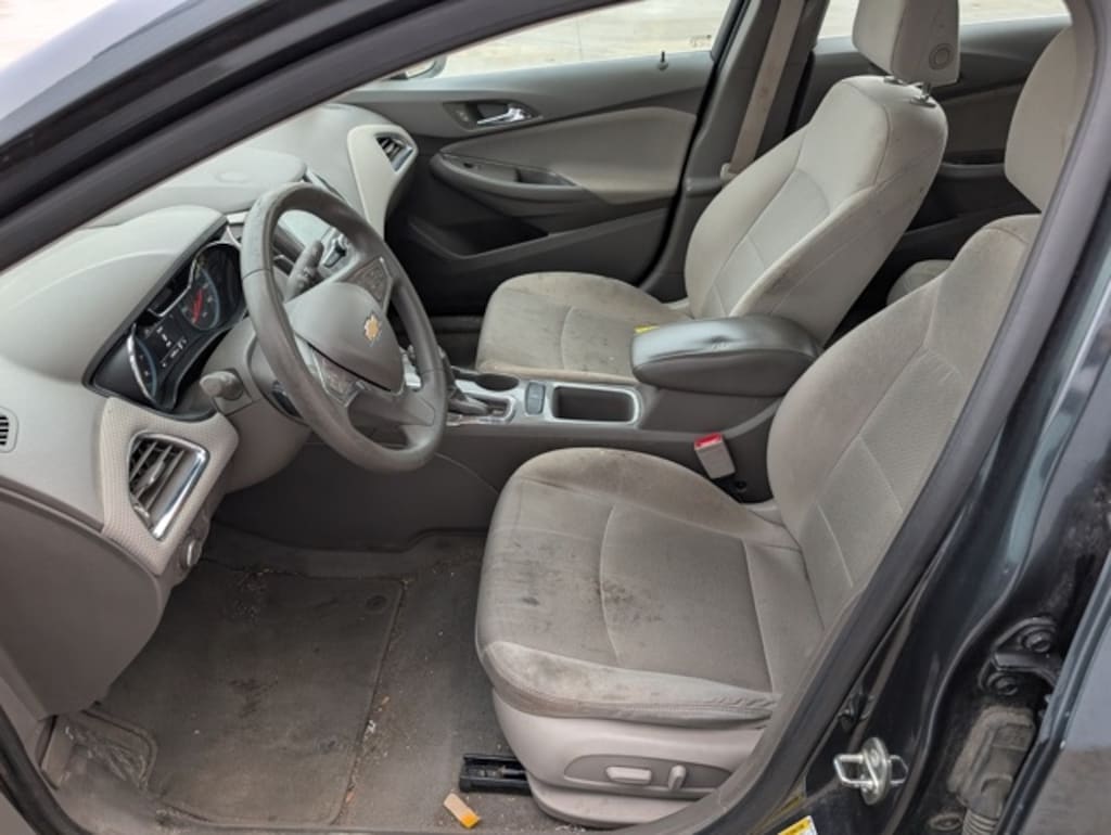 Used 2018 Chevrolet Cruze LT Sedan