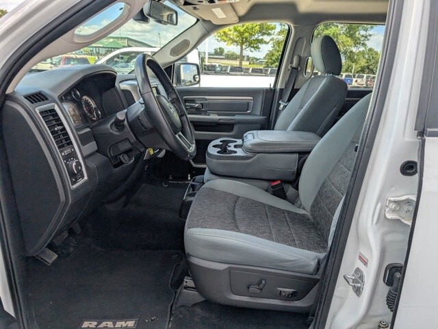 2017 Ram 1500 Big Horn photo 2