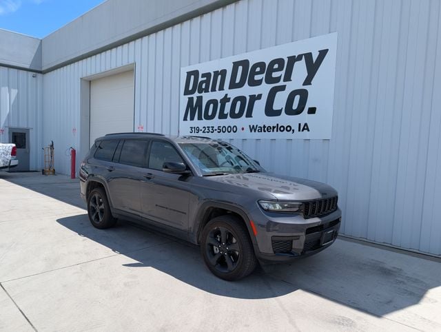 2023 Jeep Grand Cherokee L Altitude 4x4's photo