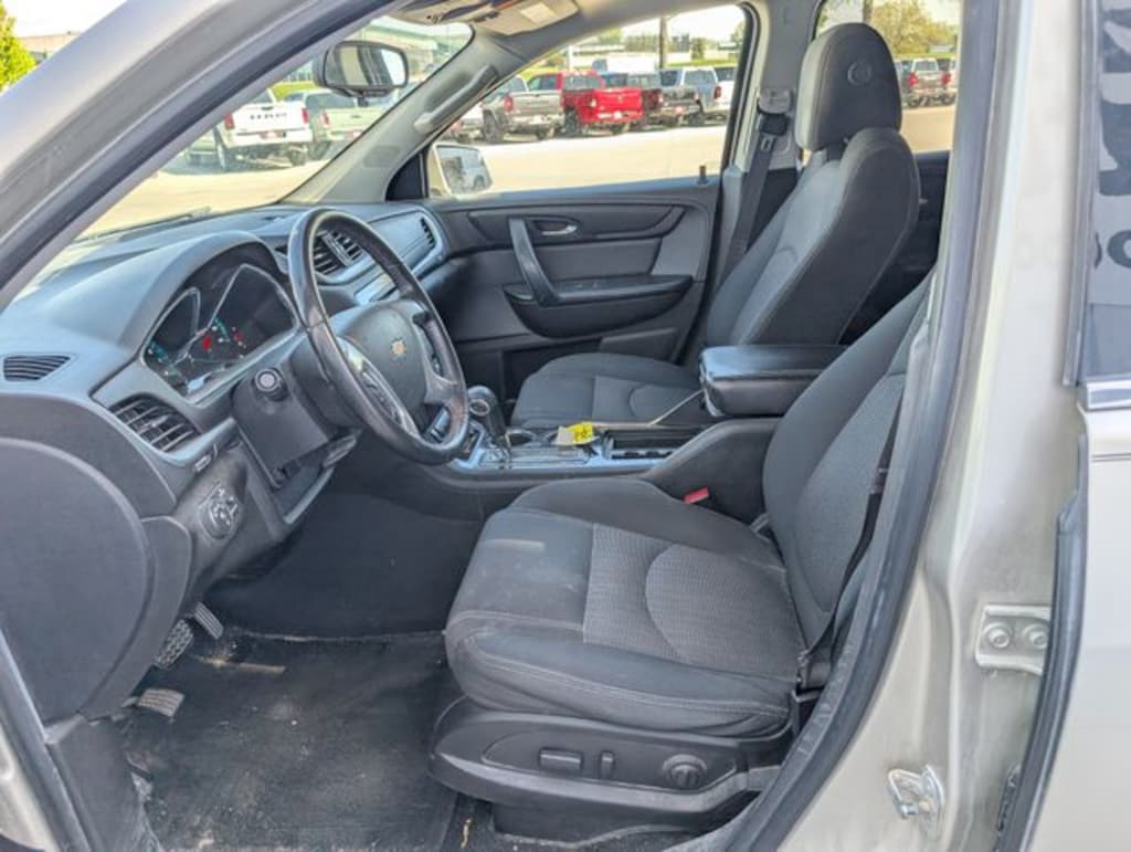 Used 2016 Chevrolet Traverse LT SUV
