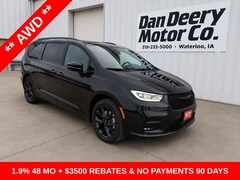 2026 Chrysler Pacifica Select Passenger Van