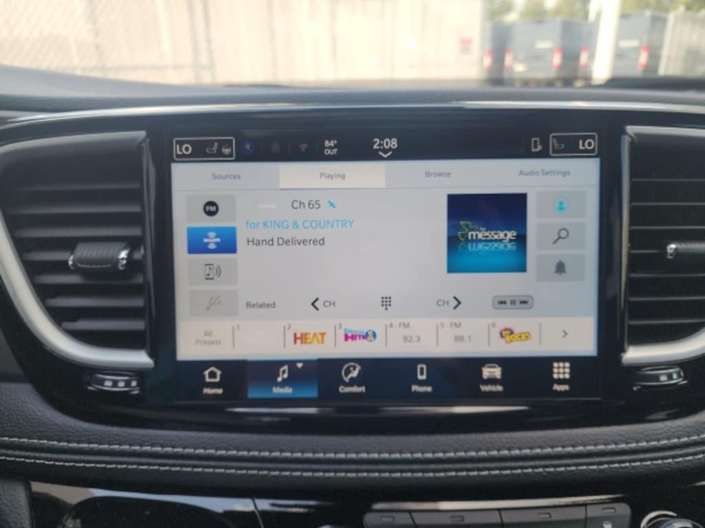 New 2026 Chrysler Pacifica Select Passenger Van