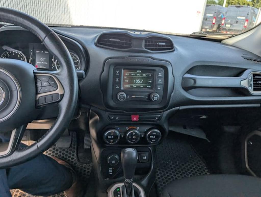 Used 2016 Jeep Renegade Latitude SUV