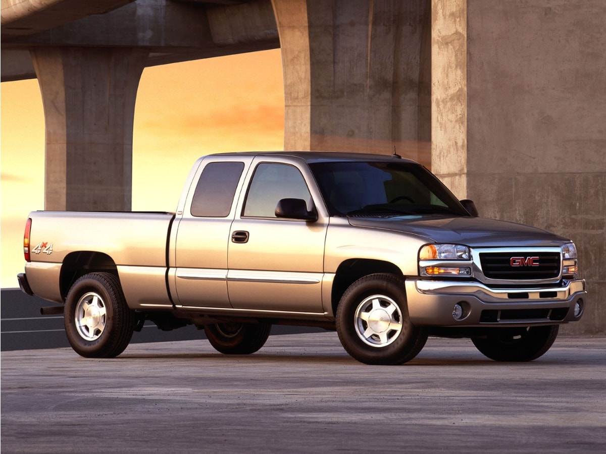 2003 GMC Sierra's photo