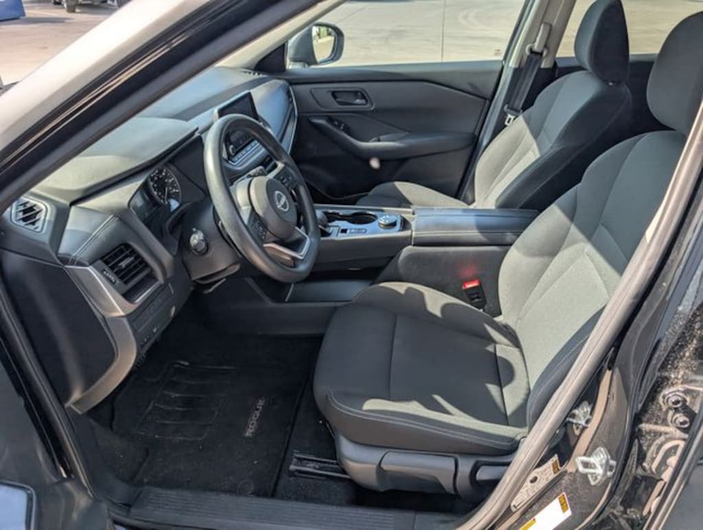 Used 2024 Nissan Rogue S SUV