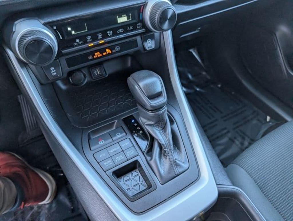 Certified 2024 Toyota RAV4 LE SUV