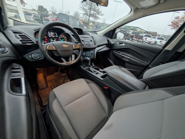 2017 Ford Escape SE photo 4
