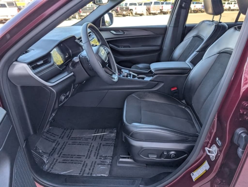 Used 2024 Jeep Grand Cherokee Altitude X SUV