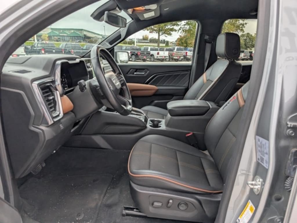 Used 2023 GMC Canyon AT4 Truck