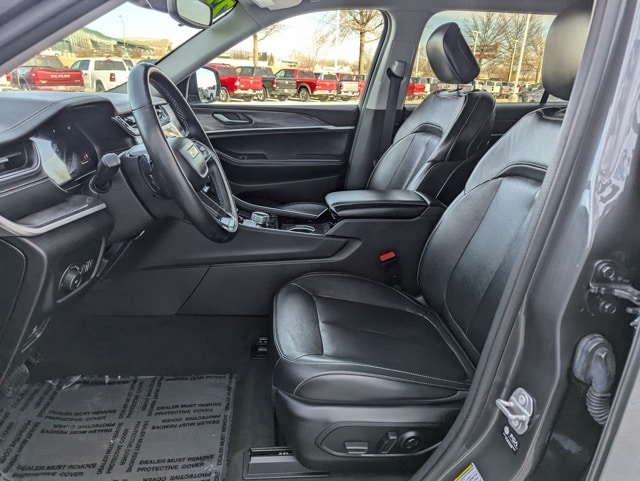 Used 2022 Jeep Grand Cherokee L Limited with VIN 1C4RJKBG7N8515077 for sale in Waterloo, IA