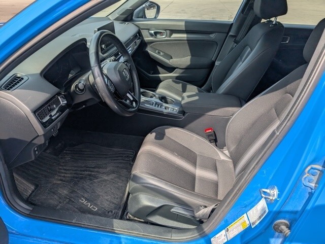 2024 Honda Civic Sport Hatchback photo 2