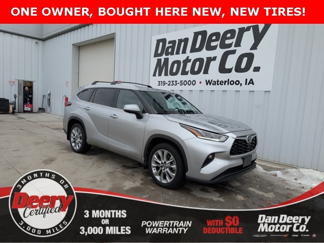 2023 Toyota Highlander Limited's photo