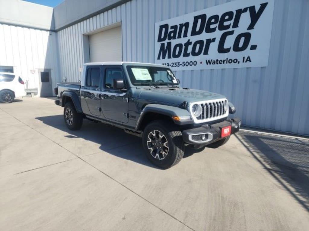 New 2026 Jeep Gladiator Sahara Pickup