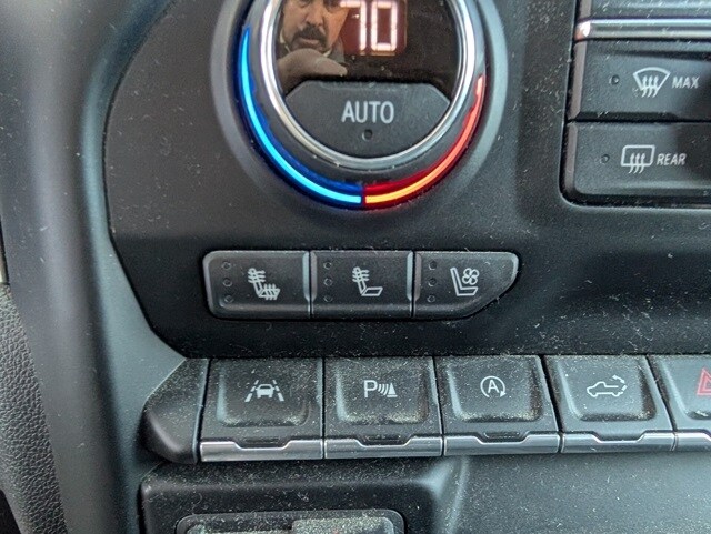 2020 Chevrolet Silverado 1500 LTZ photo 4