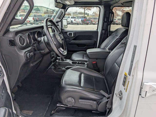 2020 Jeep Wrangler Unlimited Sahara photo 2