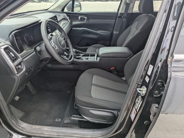Certified 2022 Kia Sorento LX with VIN 5XYRGDLC3NG109960 for sale in Waterloo, IA