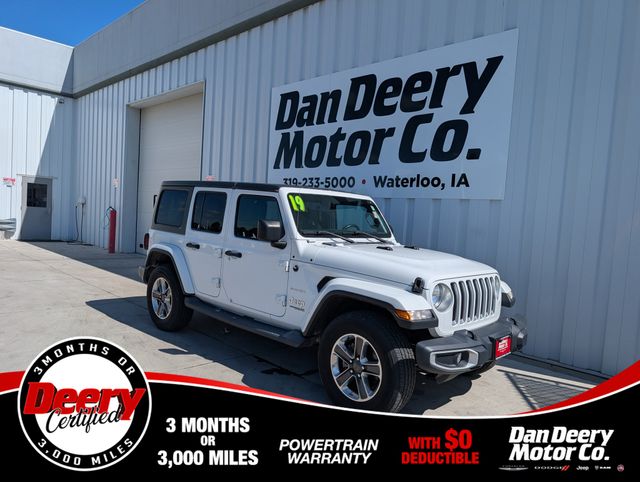 2019 Jeep Wrangler Sahara's photo