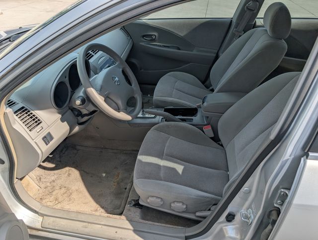 Used 2002 Nissan Altima S with VIN 1N4AL11D72C256615 for sale in Waterloo, IA