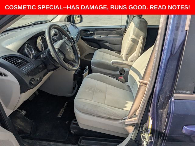 Used 2013 Dodge Grand Caravan SE with VIN 2C4RDGBG5DR673747 for sale in Waterloo, IA