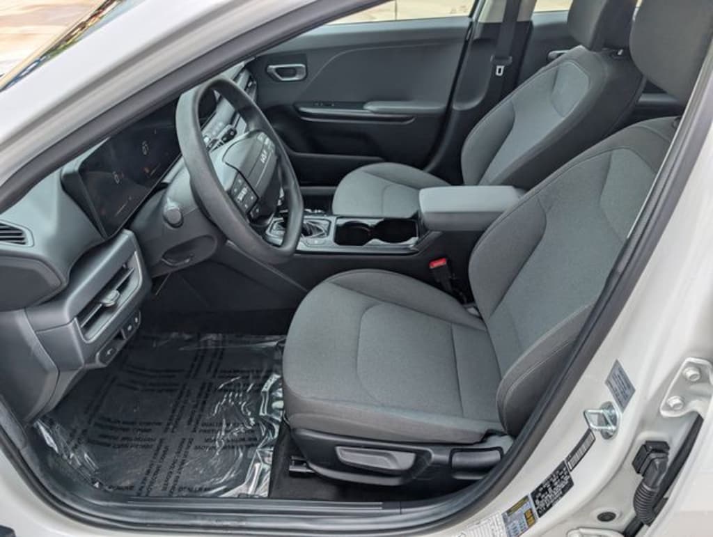 Used 2025 Kia K4 LXS Sedan