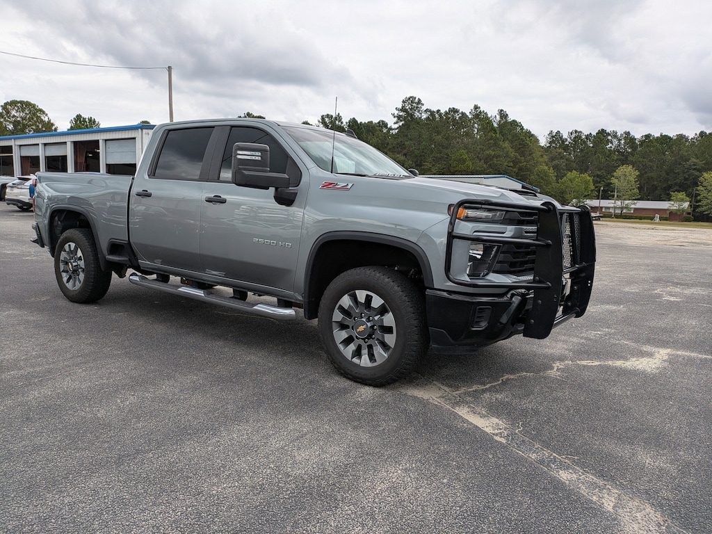 Used 2024 Chevrolet Silverado 2500 HD Custom Truck