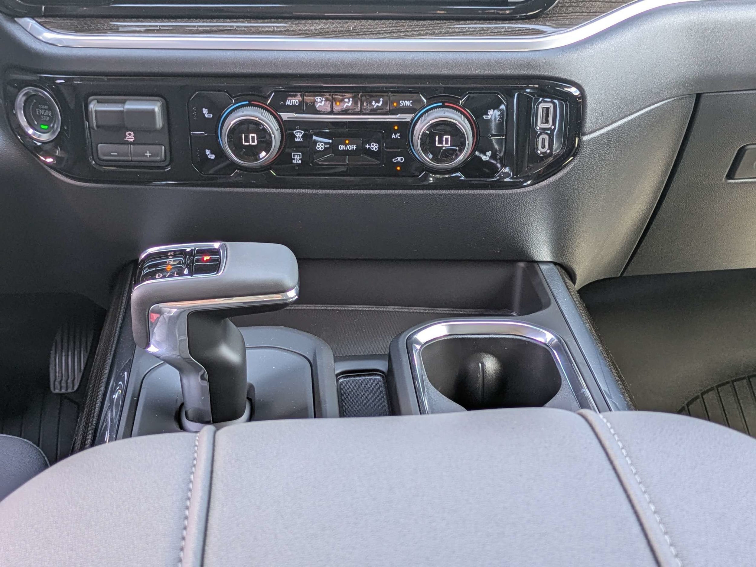 2026 Chevrolet Silverado 1500 RST - Photo 19