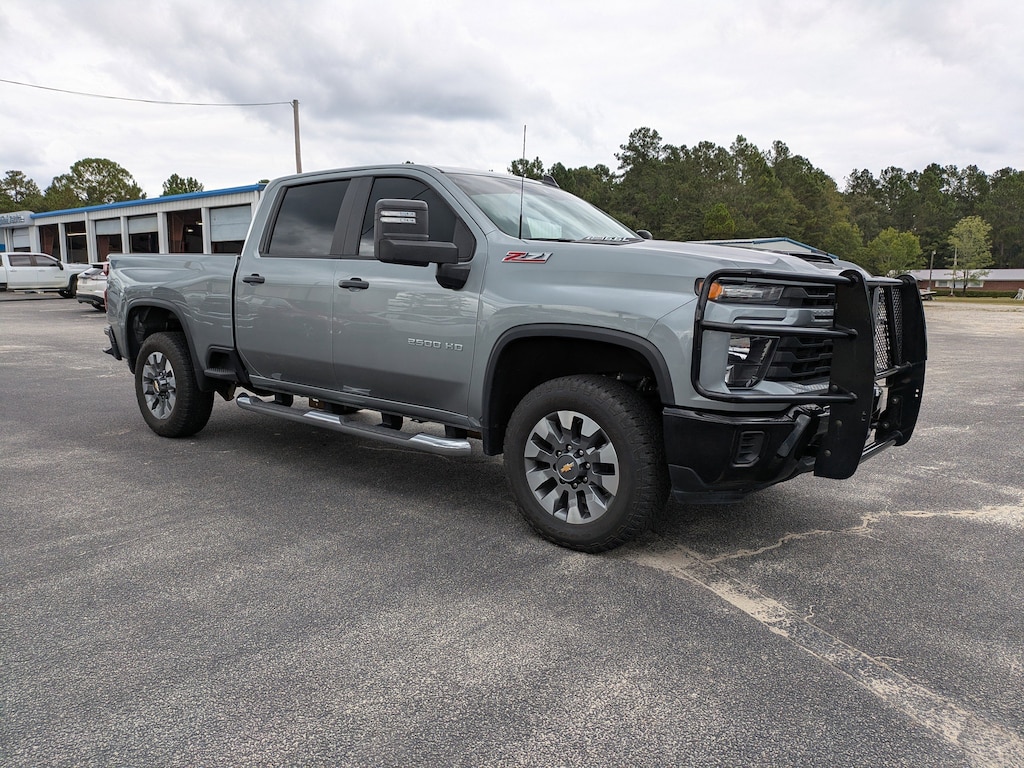 Used 2024 Chevrolet Silverado 2500 HD Custom Truck