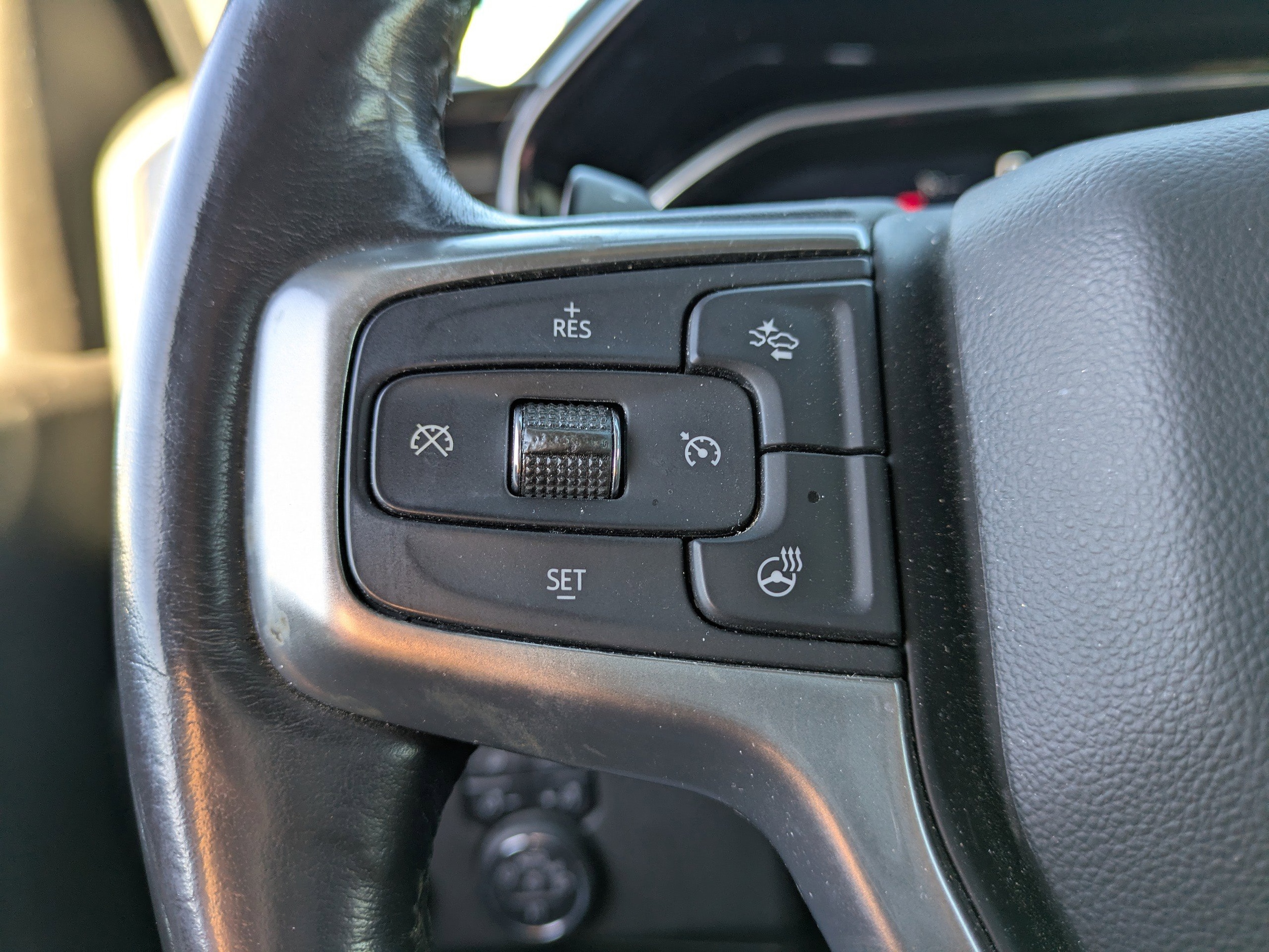 2023 Chevrolet Silverado 1500 LTZ - Photo 26