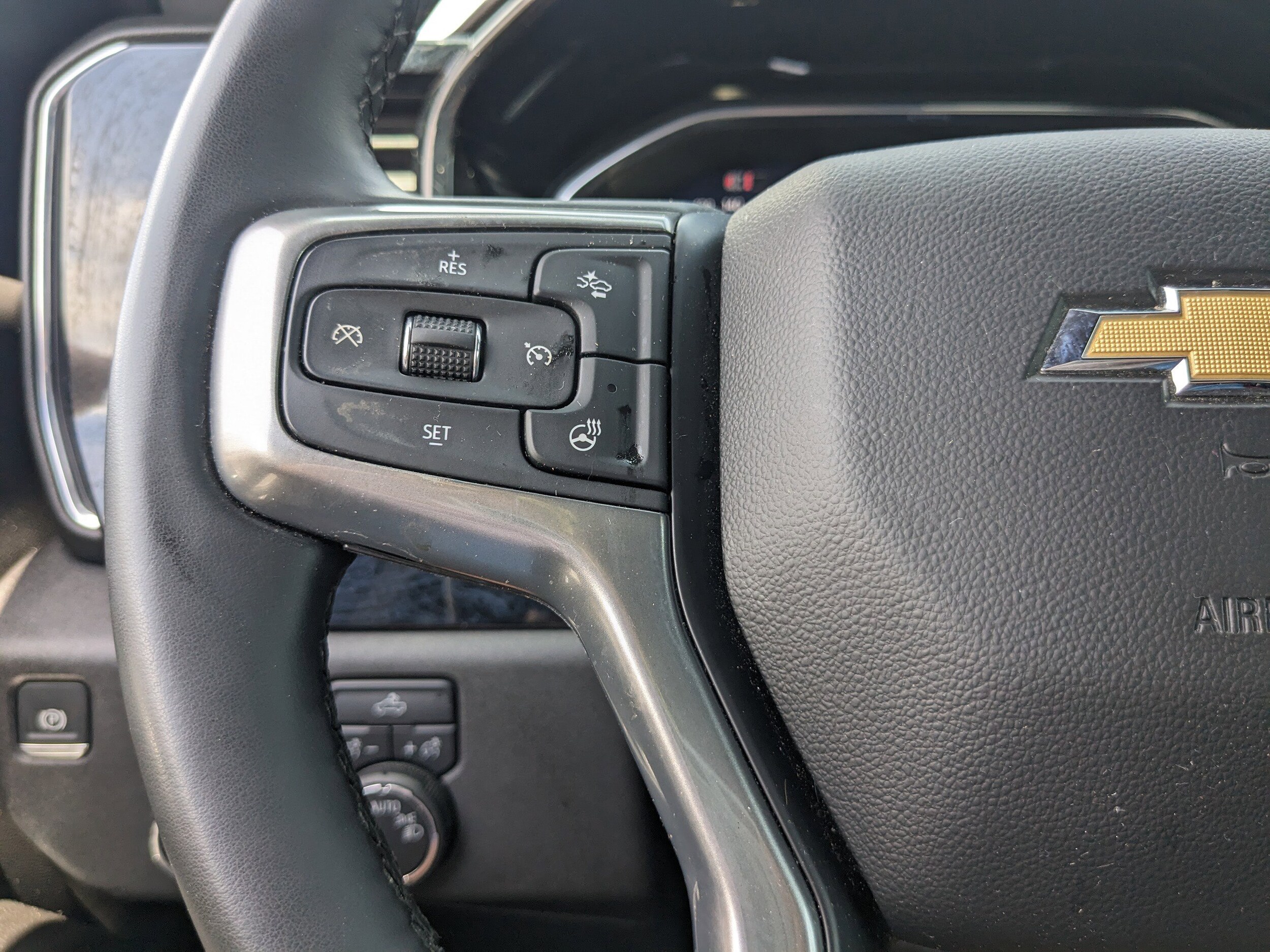 2025 Chevrolet Silverado 1500 LT - Photo 26